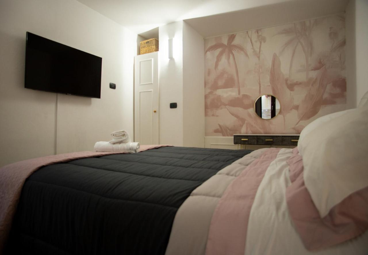 Casa Colombo - The Fab Stay Brindisi Buitenkant foto