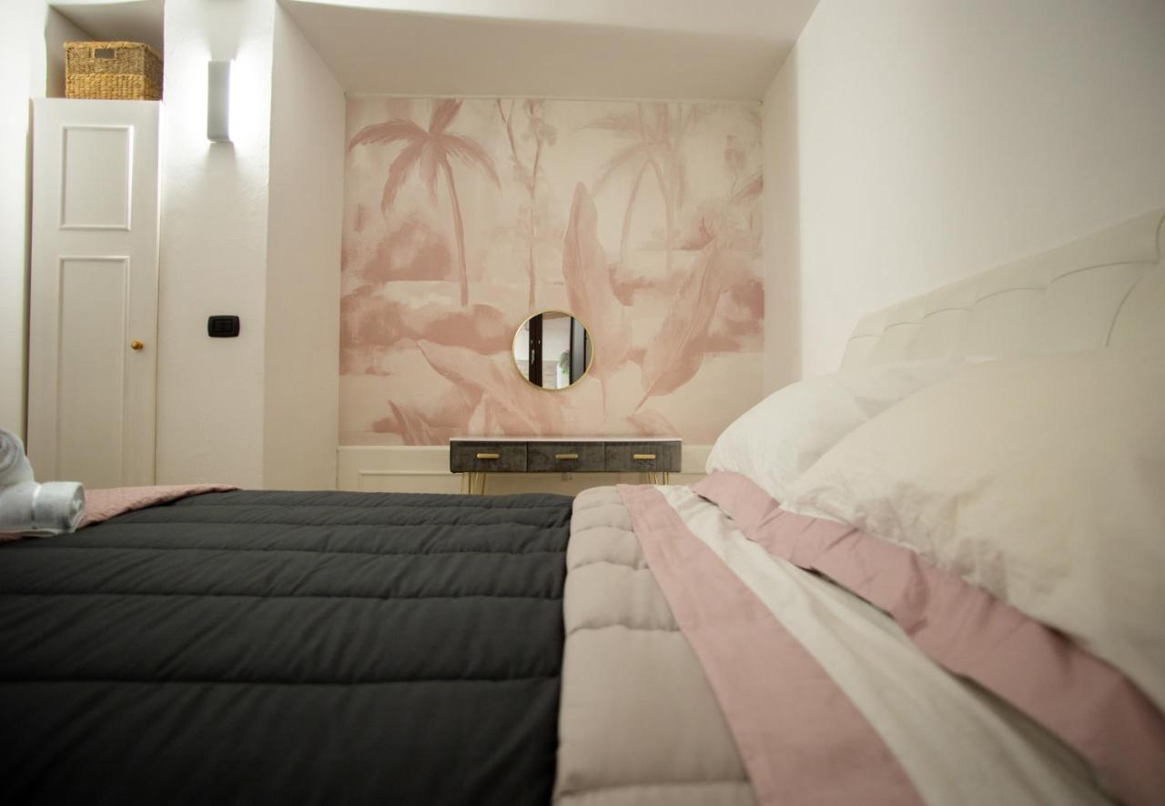 Casa Colombo - The Fab Stay Brindisi Buitenkant foto